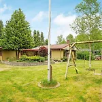 4 Person In Ferienhaus *
